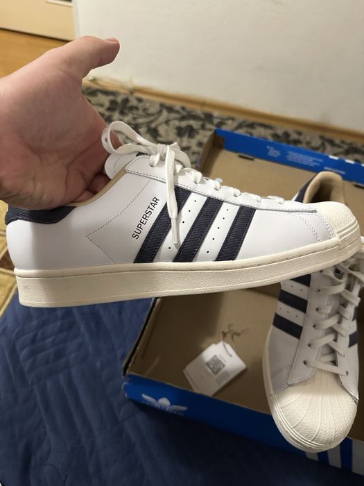 Adidas Superstar