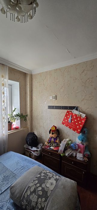 Продаётся трёхкомнатная квартира