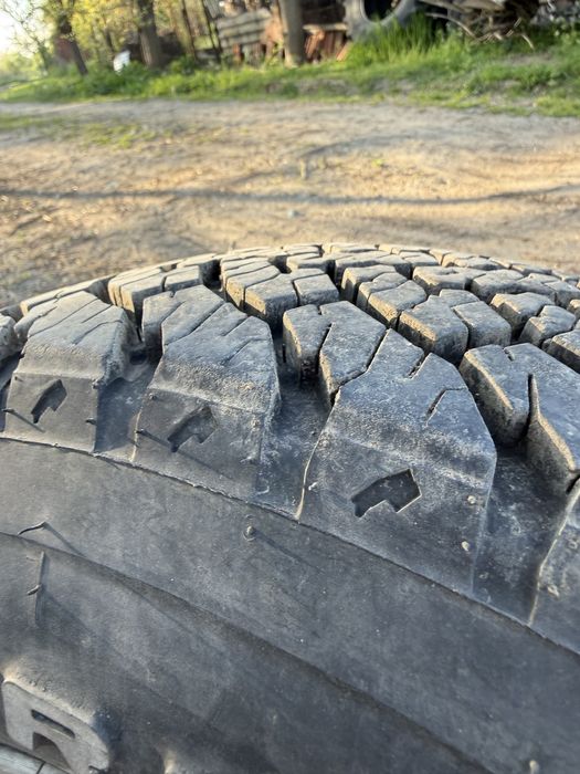 Продавам Гуми АТ GRIPMAX