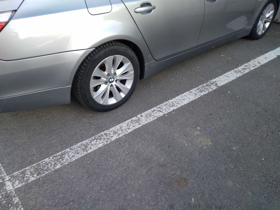 Jante pt.BMW  520  E60 cu anvelope de iarna 225/50/17 foarte bune