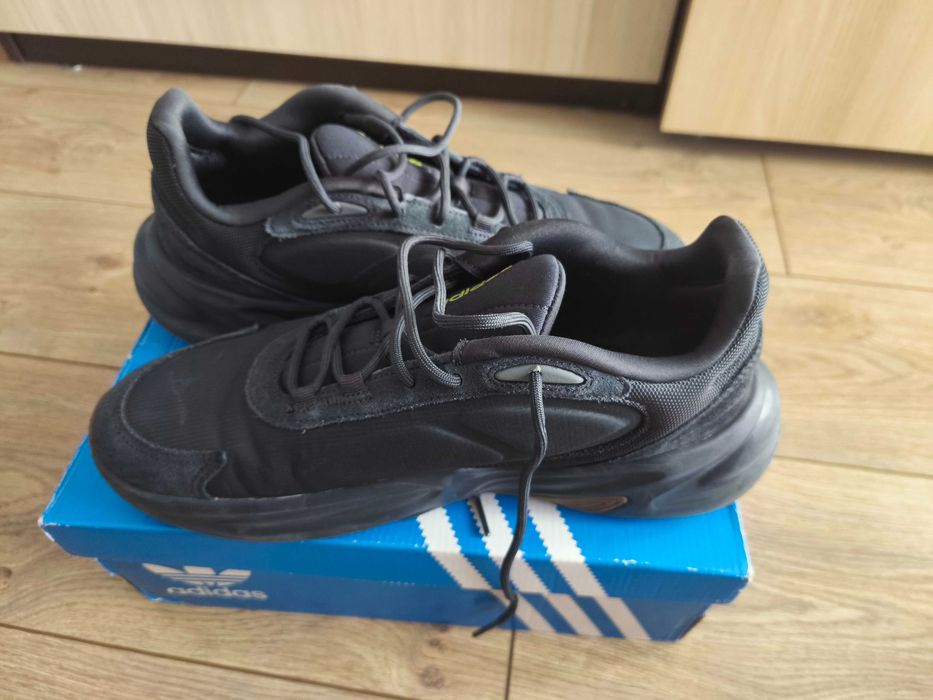 Adidas Ozelle Carbon