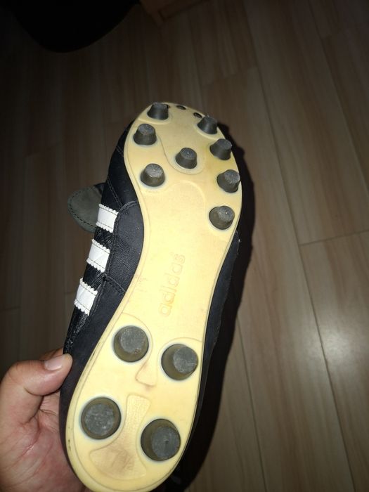Ghete turnate adidas cupa mondiala