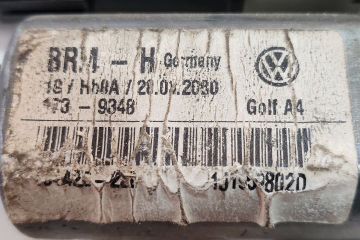 Motoras macara geam dreapta fata 101434203/1J1959802D Volkswagen VW P