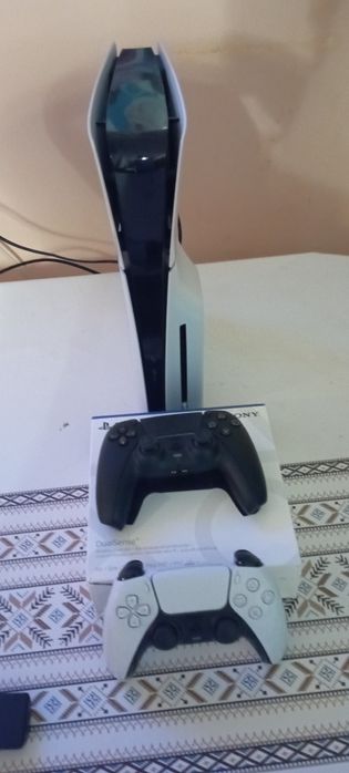 Продается Play Station 5