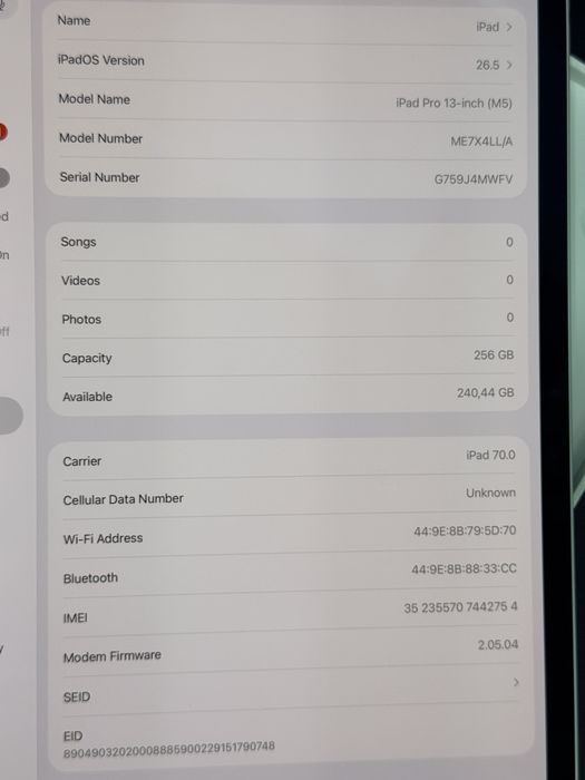 iPad pro 13” M5 256 WiFI 5G Magic Keyboard