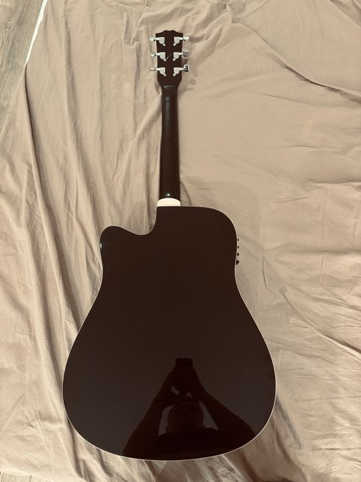 Гитара электроакустическая новая!