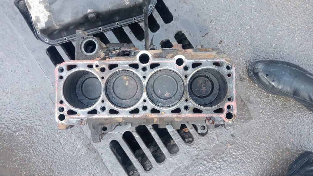 Пассат 1,8 Головка