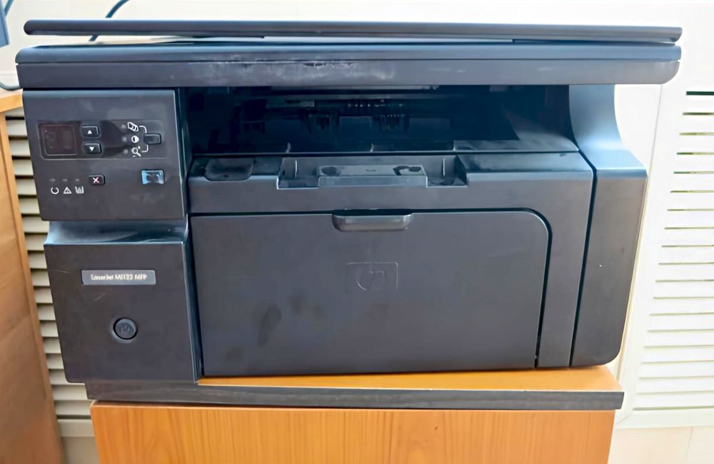 Продам принтер МФУ HP LaserJet M1132
