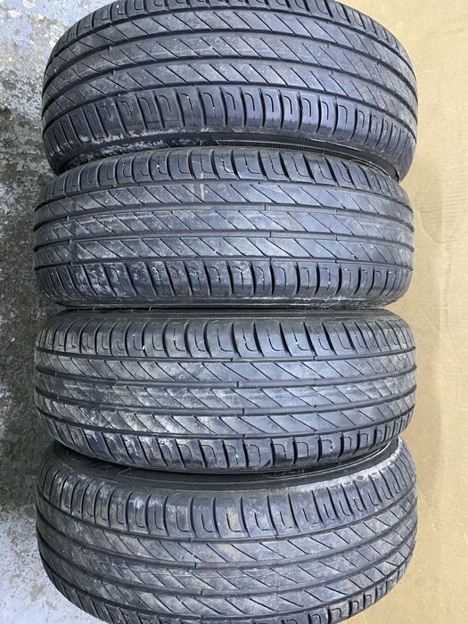 Anvelope VARA 185/65R15 Kleber Dynaxer HP4 88H 7mm 2024