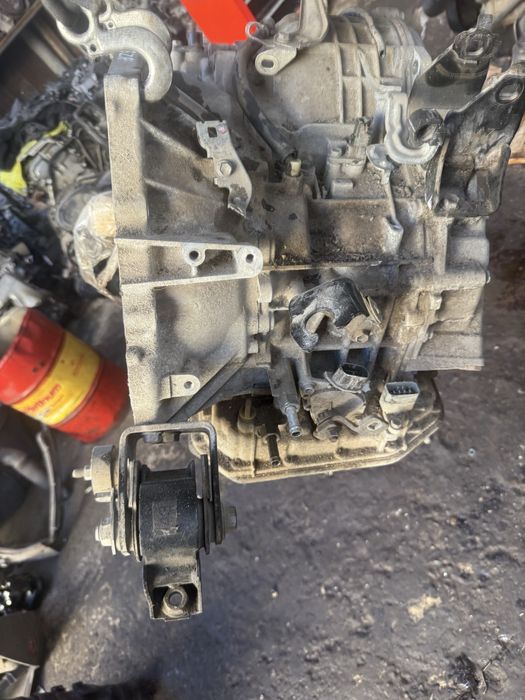 Коробка вариатор 3ZR обьем 2.0 литр Тойота Вокси Авенсис Toyota Voxy