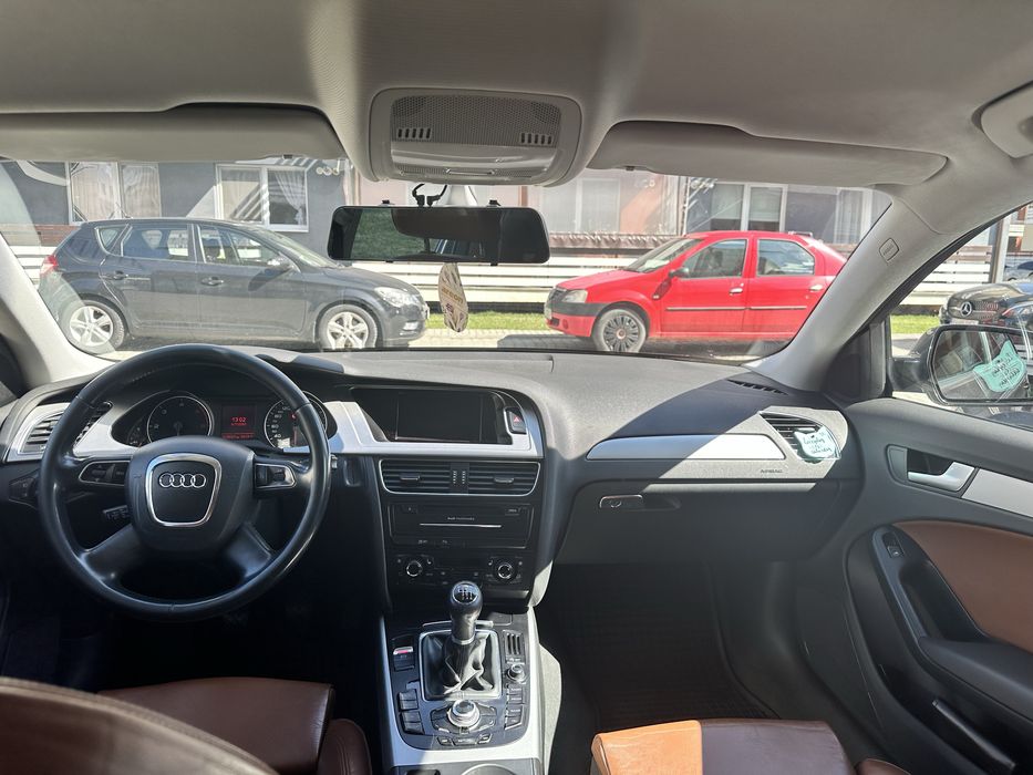 VAND AUDI A4 B8 2012