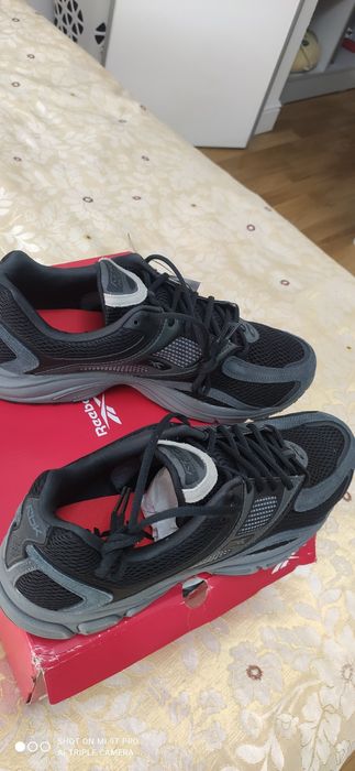 Кроссовки reebok