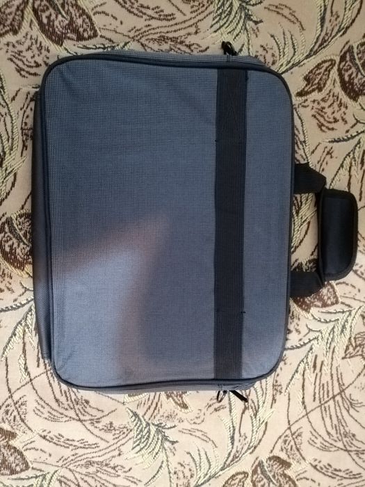 Genți pentru laptop 15"