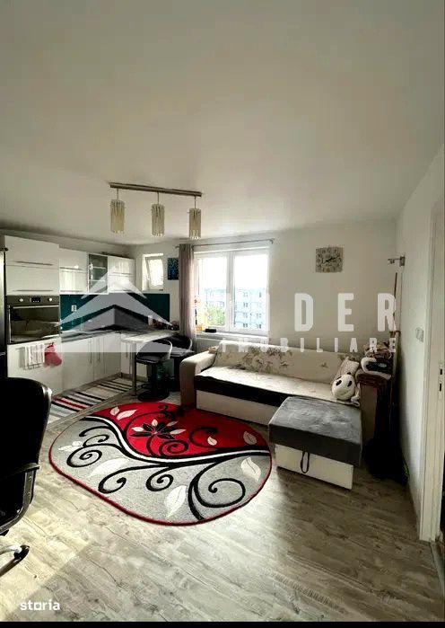 Apartament living cu bucatarie, dormitor de vanzare zona Piata Hermes