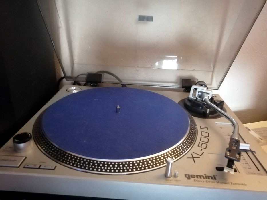 Професионален грамофон Gemini