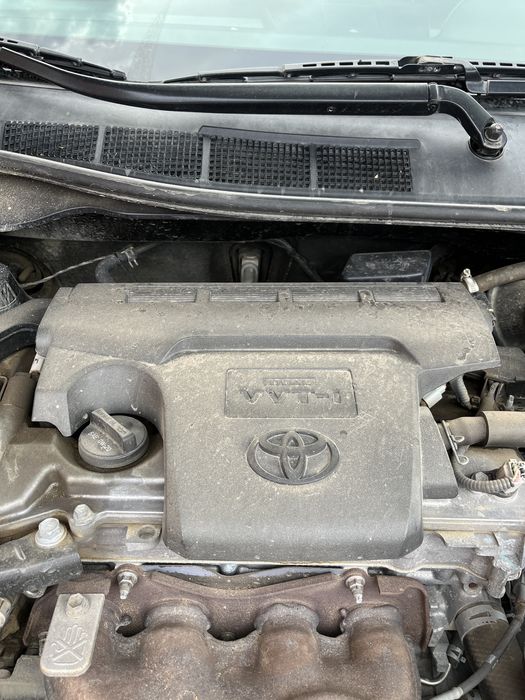 крышка двигателя