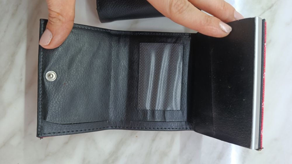 Нов мъжки портфейл портмоне boss, Louis Vuitton armani