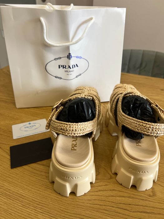 Дамски сандали Prada