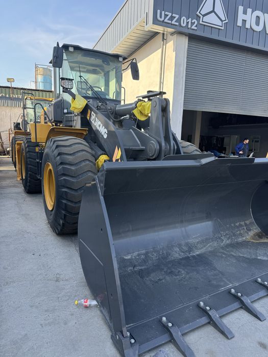 Погрузчик XCMG  3 кубовый