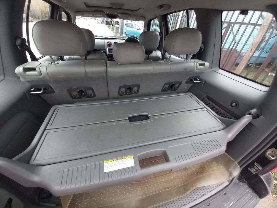 Разпределител за багажник Jeep Cherokee Liberty