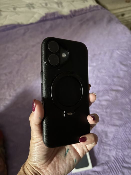 Iphone 17 256 мгб черного цвета