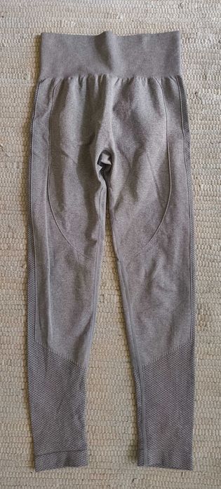 Ластичен спортен клин