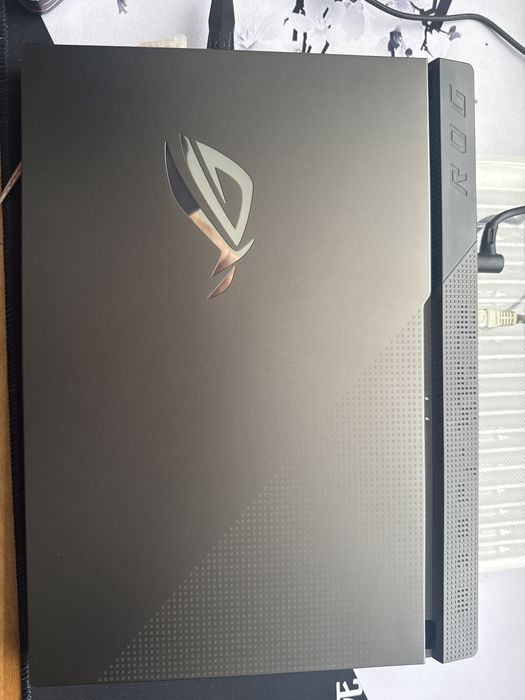 Asus rog strix g15