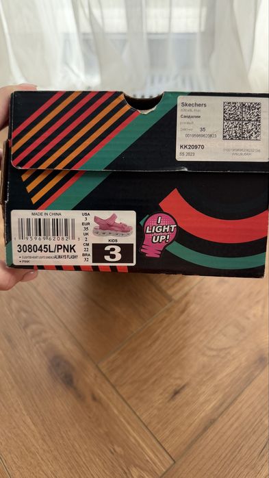 Сандали для девочки Skechers