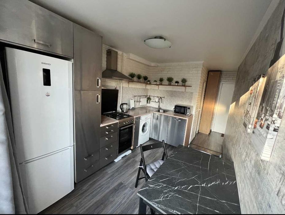 Сдаётся 1 ком в районе ТД Уют