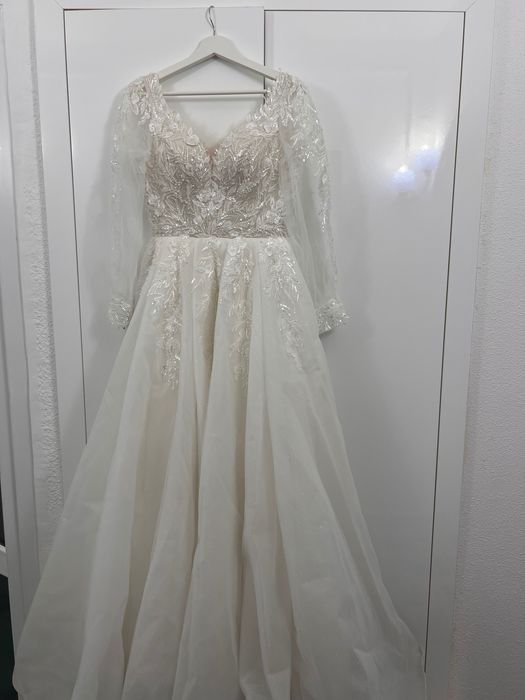 vand rochie de mireasa