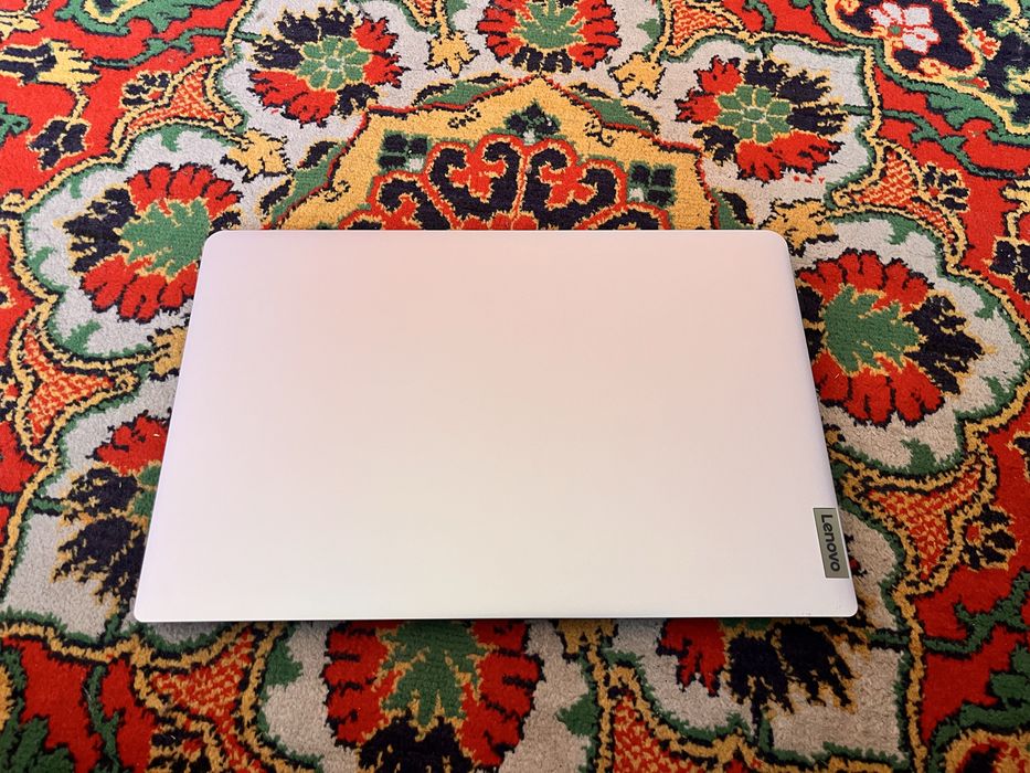 Lenovo IdeaPad 1i