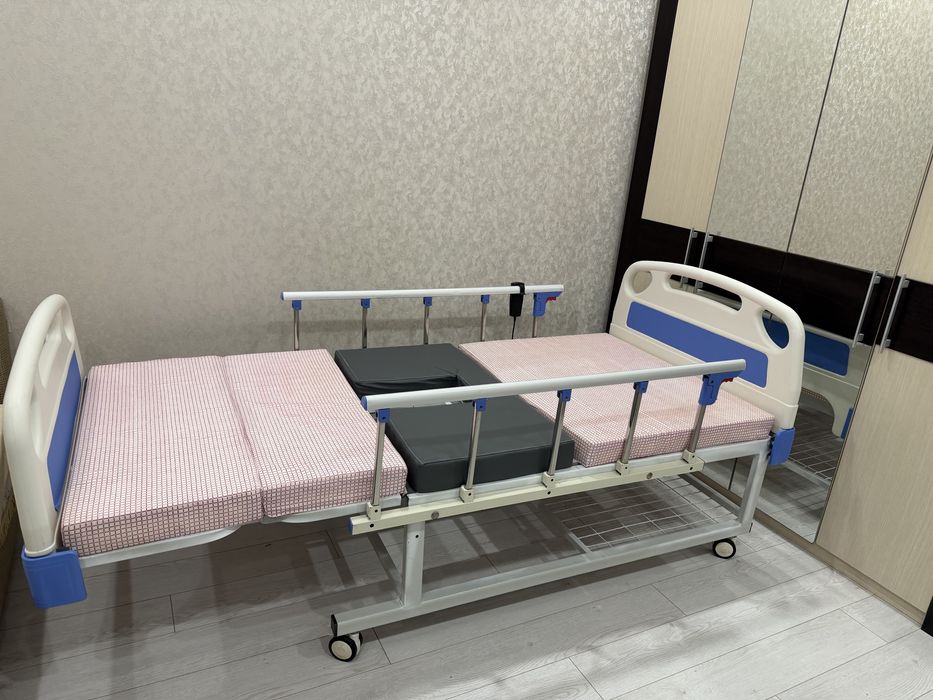 Медицинская кровать