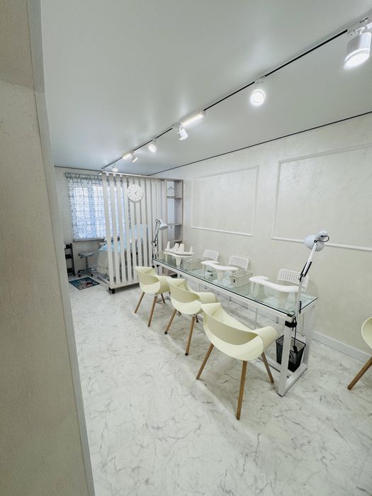 Сдается готовый кабинет для маникюрный