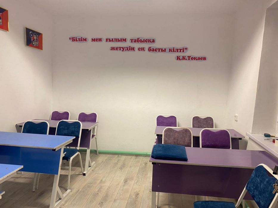 Парты для учебы и кабинета