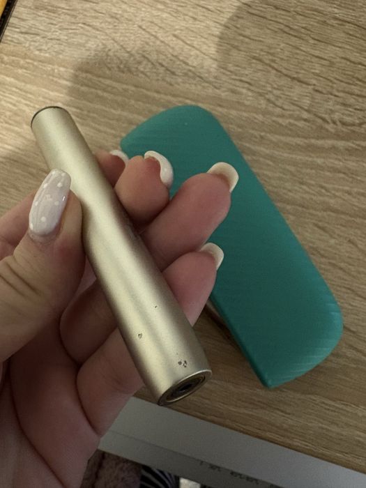 iqos iluma auriu+ husa iqos