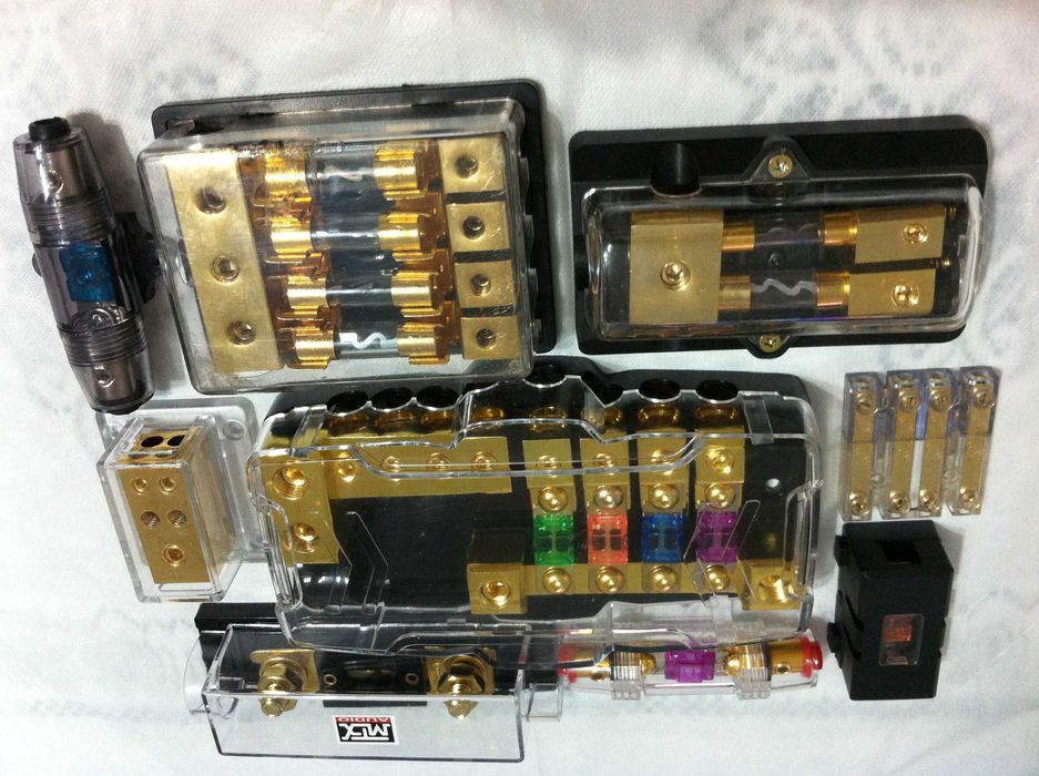 Sig. miniAnl tip Agu by  Jbl - 150Amp. ( statie