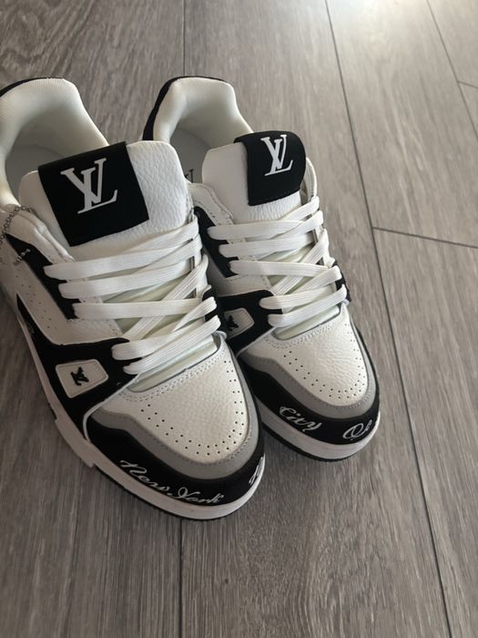 Louis vuitton trainners