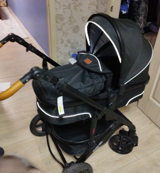 Продам коляску демисезонную