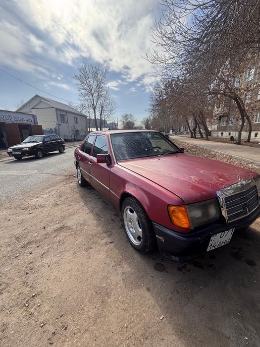 Продам Мерседес 124