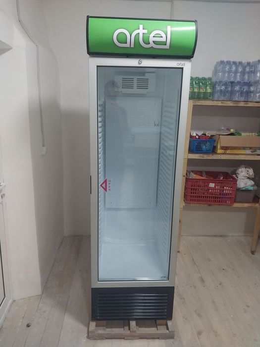 Холодильник хам морозильник сатылады. Келисимли.