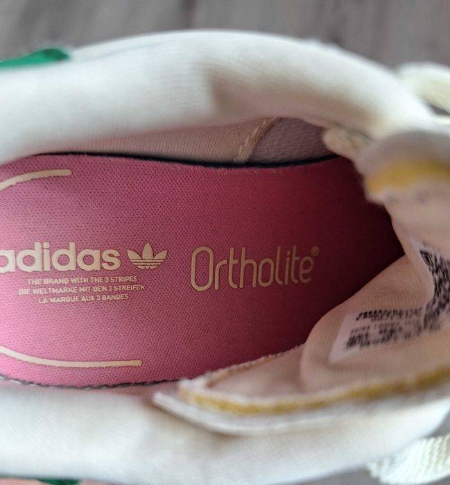 Sneakers "Adidas VL Court Bold" nr 23,5