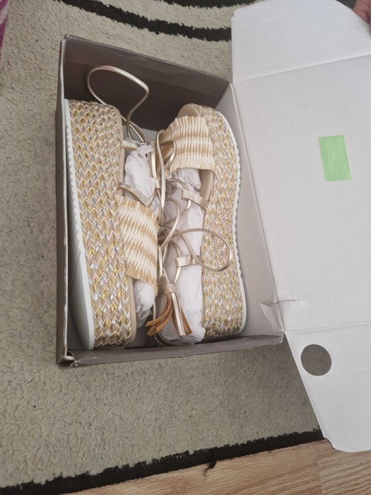 Sandale vara Manila Grace ...nr..40.italia