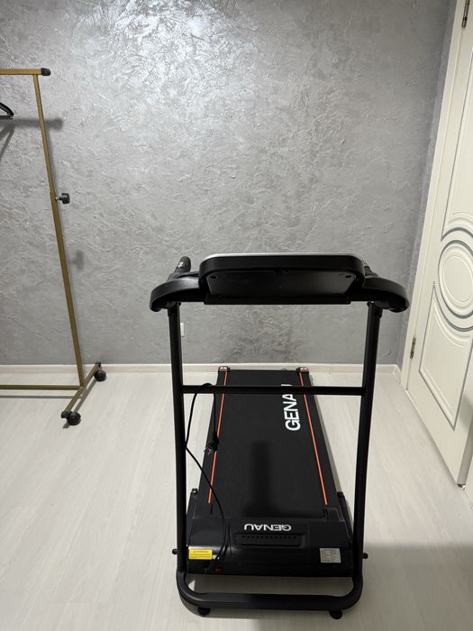 Беговая дорожка Genau