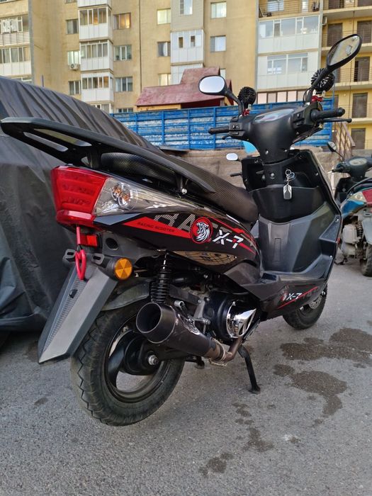 Скутер, мопед М8 pro