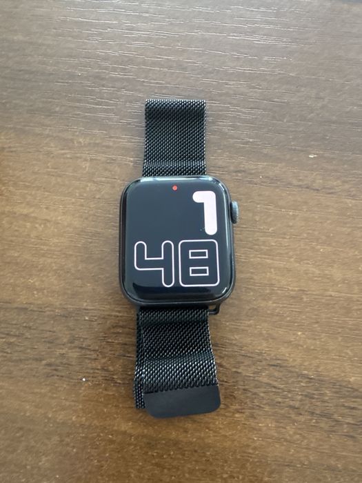 Эпл уач SE 32 гб