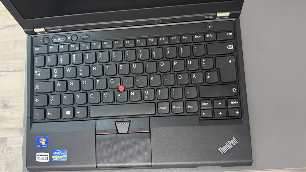 Se vinde lenovo x230