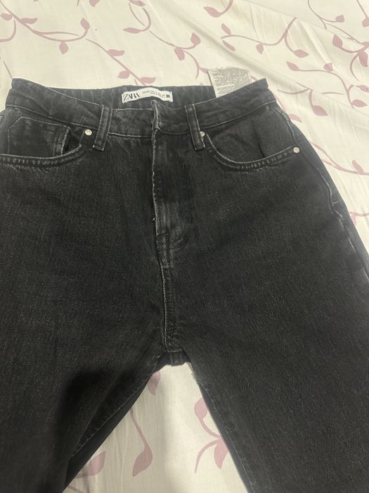 Чёрные джинсы Zara