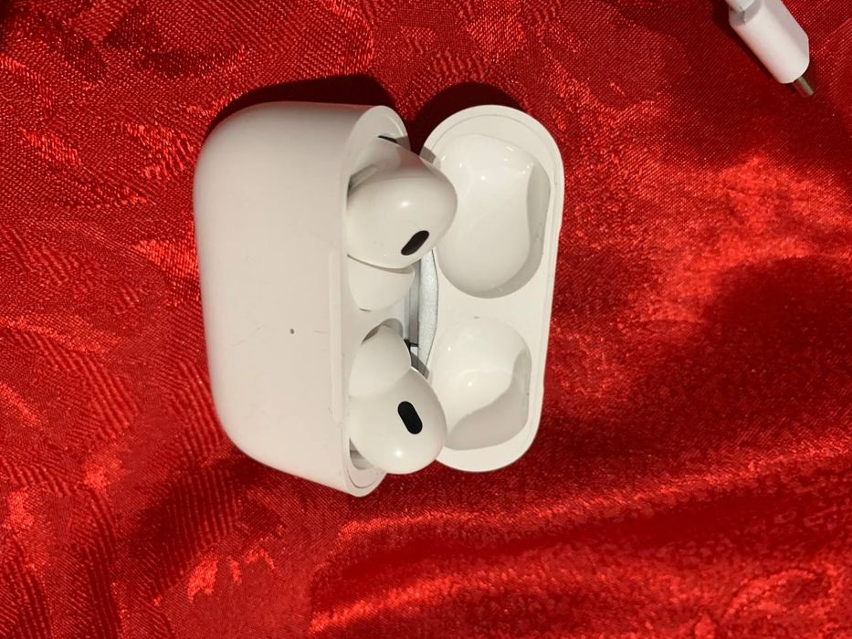 Air pods pro sotiladi