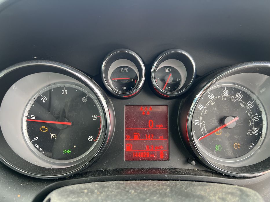 Opek Zafira C 2.0 cdti 140 кс