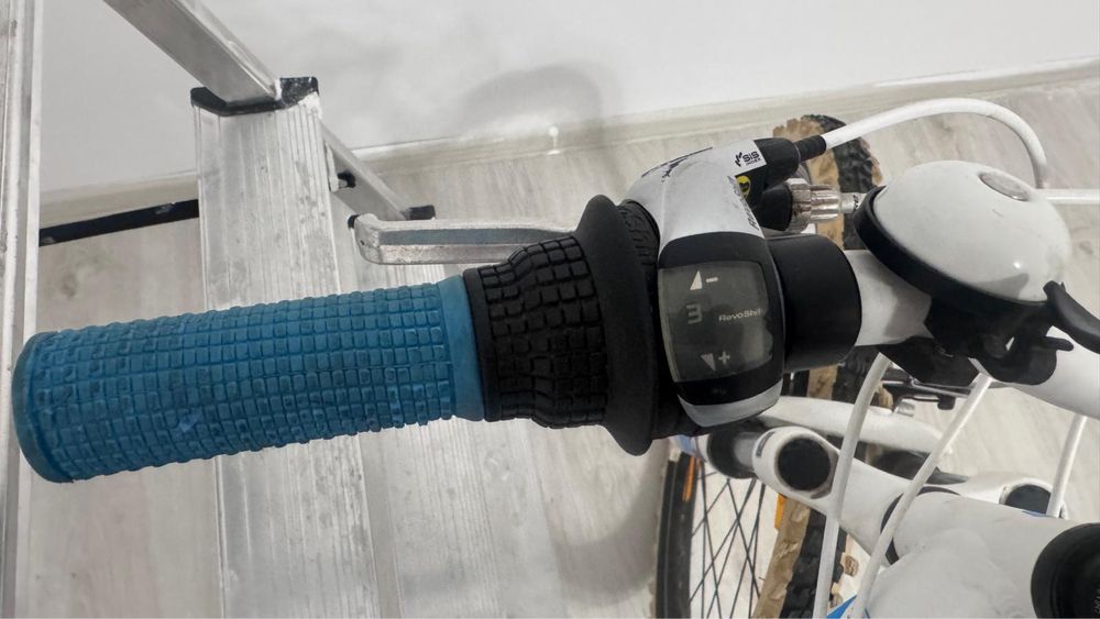 Vand bicicleta Scott 240